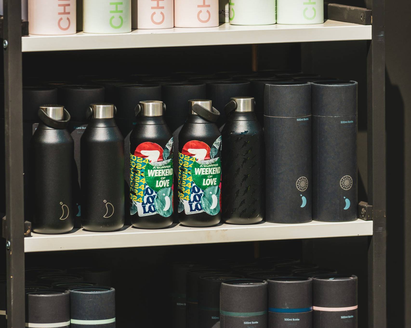 Premier Live AV production for Chilly's Bottles - screen and video content