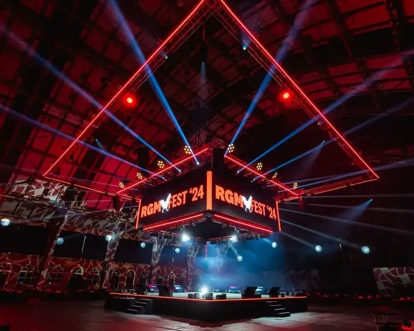 Premier Live AV production for KFC UK&I at Manchester Central - screen and video content
