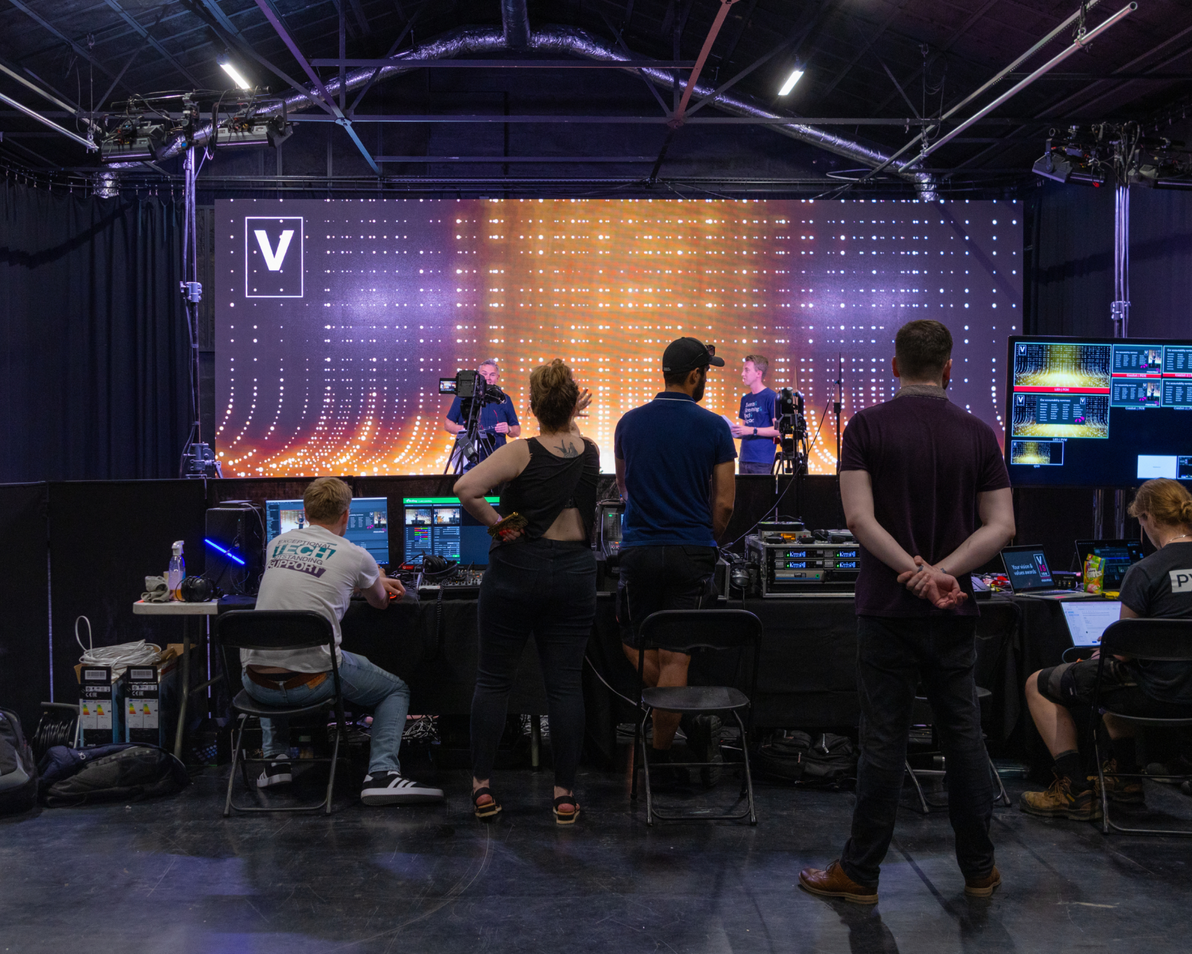 Premier Live AV production for Crowd Comms at Box 7 Studio, Skyline Park - stage and set build