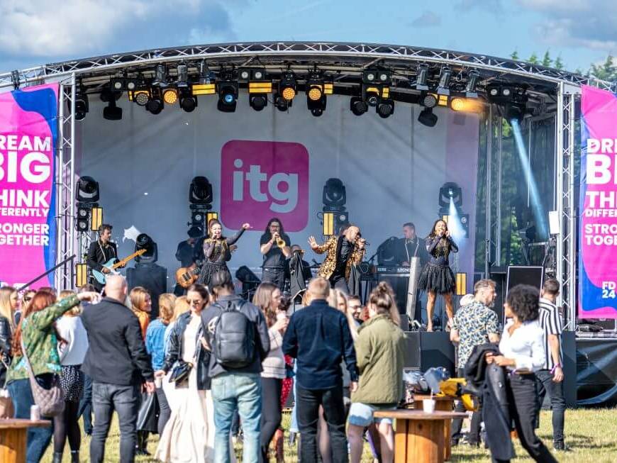 Premier Live - Festivals - lighting rig