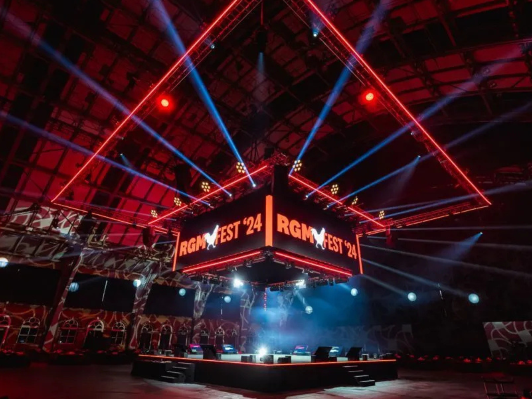 Premier Live AV production for KFC UK&I at Manchester Central - stage and set build